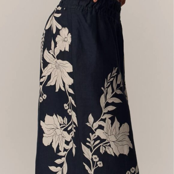 Somerset Pull On Linen Pants by Anthropologie - Large - Picture 3 of 4